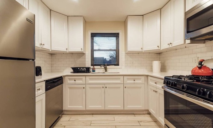 Ewing Casa | Modern 5⭐ Triplex - PERFECT for your GROUP TRIP!!!