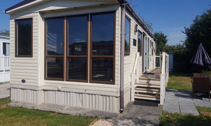 Burnham-on-Sea Casa | Modern 6 berth caravan close to fishing lakes and beach