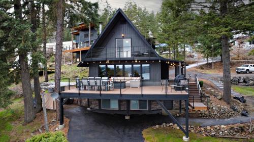 Worley Apartamento | Modern A-frame cabin in Cavebay for 14 guests