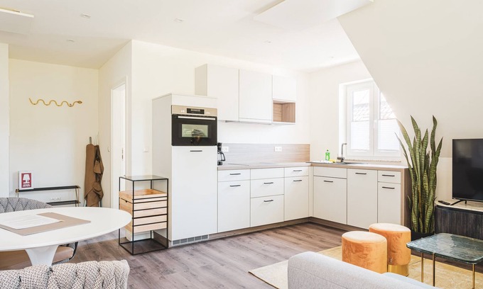 Zingst Apartamento | Modern accommodation close to the beach.
