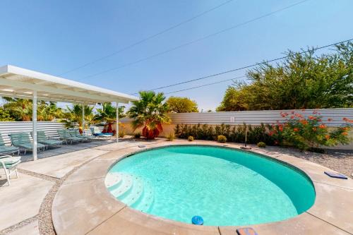 Racquet Club Estates Casa | Modern Alexander Pool Home Permit# 3961