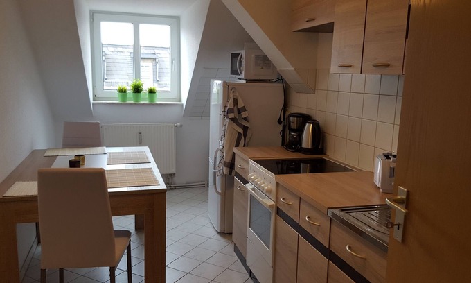 Marienthal Ost Apartamento | Apartamento moderno y luminoso para un máximo de 3 personas en el centro de Zwickau