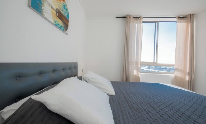 San Joaquin Apartamento | Moderno y luminoso departamento familiar (cercano al metro Carlos Valdovinos)