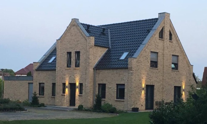 Leer Apartamento | Modern and cozy apartment in Loga, near the Evenburg and Ostfriesland hiking trail