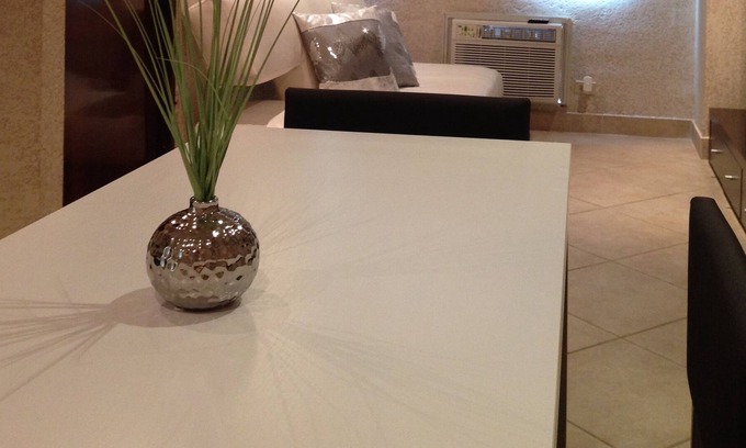Isla Grande Apartamento | Moderno y acogedor @ Condado Miramar