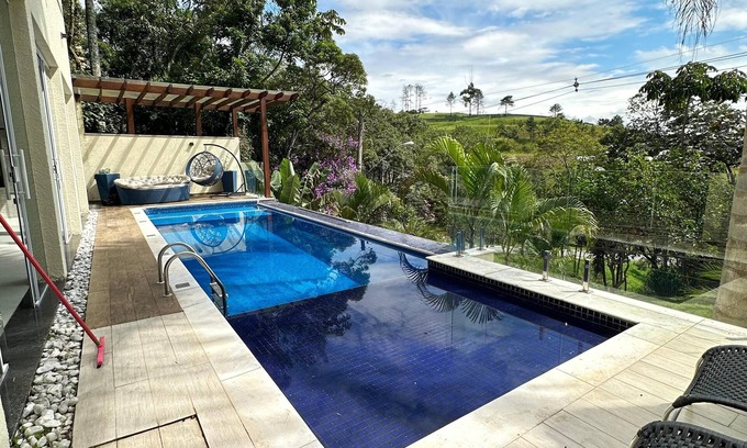 Mogi das Cruzes Casa | modern and elegant mansion in a privet condominium.