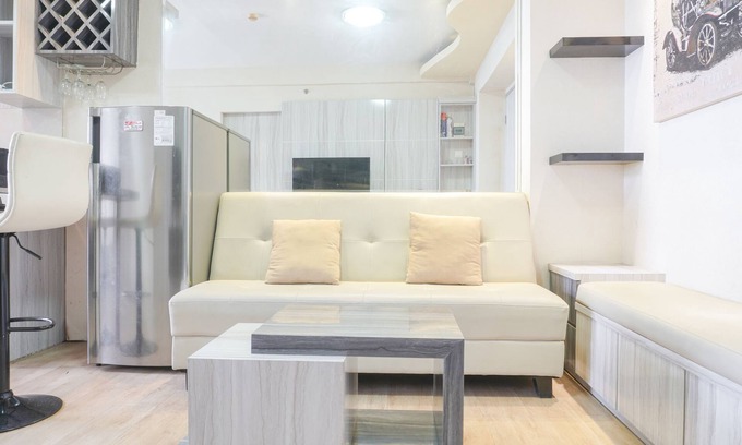 Pluit Apartamento | Modern And Large 2Br Green Bay Pluit Apartment Facing Spectacular Sea View