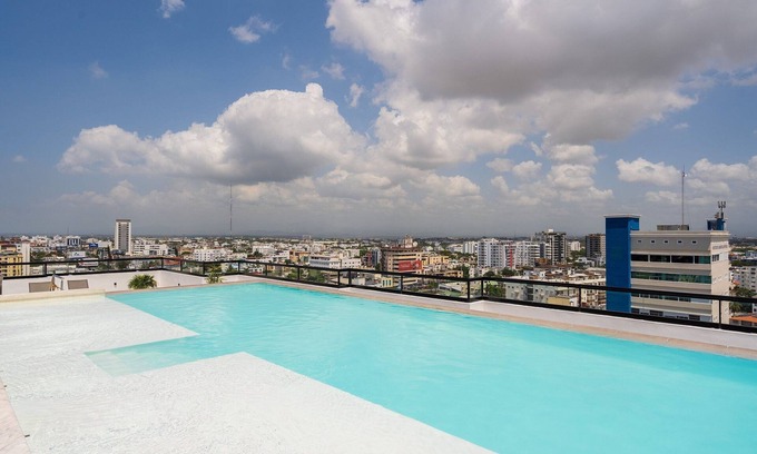 Renacimiento Condominio | Modern And Safe In City Center W/Pool By YellowKey