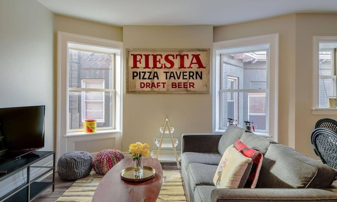 Midtown Apartamento | Modern and Stylish Historic Apartment