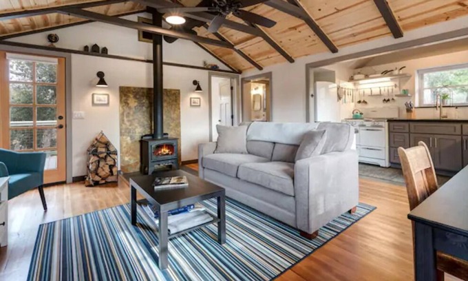 Julian Cabina | Modern and Vintage. Luxury Cabin in Julian.