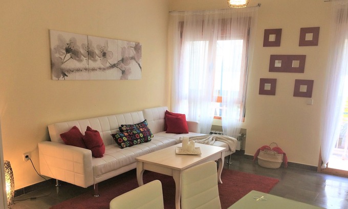 Alcobendas Apartamento | MODERN AND WELL LOCATED APARTMENT FOR 6 PEOPLE