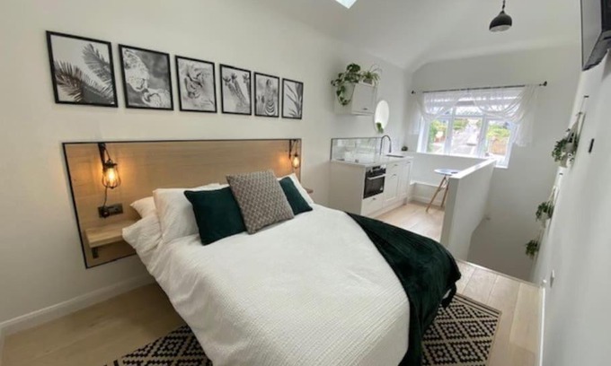 Saltford Apartamento | Modern Annex on the outskirts of Bath and Bristo