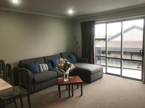 Hamilton North Apartamento | Modern Apartment by Rugby Stadium