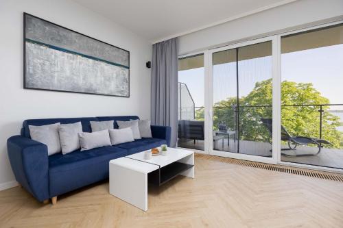 Serock Apartamento | Modern Apartment by the Lake with Parking & Sauna in Zegrze by Noclegi Renters