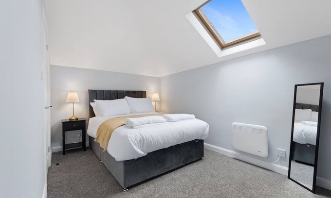 Mapperley Condominio | Modern Apartment Double Room Free Parking Suite 10