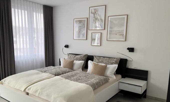Balingen Apartamento | Modern apartment for 2 people. close to town