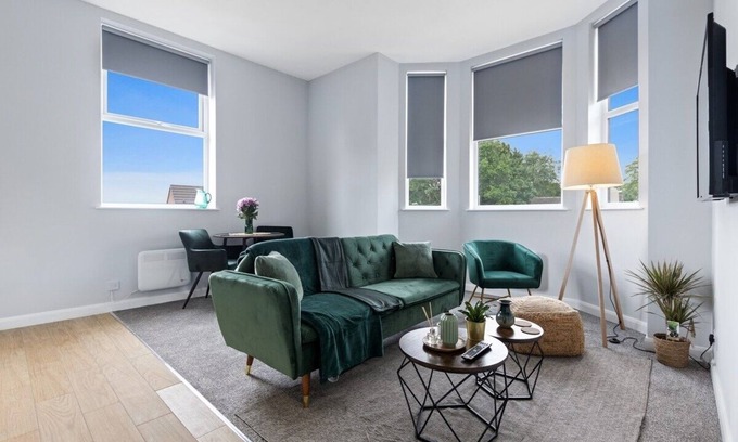 Mapperley Condominio | Modern Apartment Free Parking |Double Room Suite 5