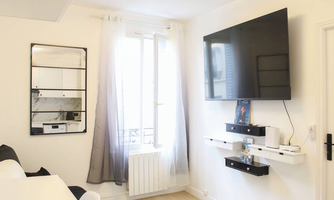 Louis Bertrand-Mirabeau-Semard Apartamento | Modern apartment at the gates of Paris