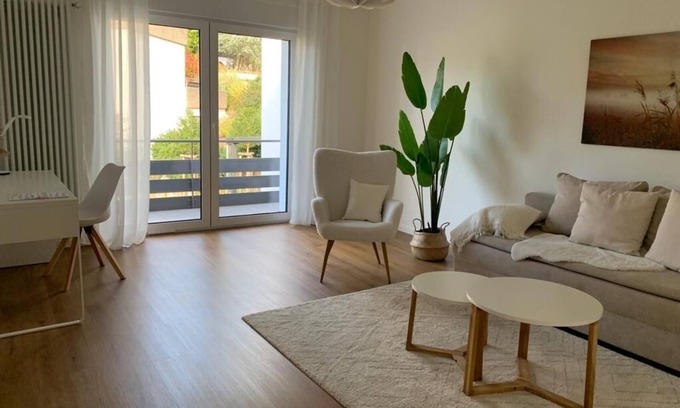 Baden-Baden Apartamento | Modern apartment in Baden-Baden (70sqm). On foot into the city and nature.