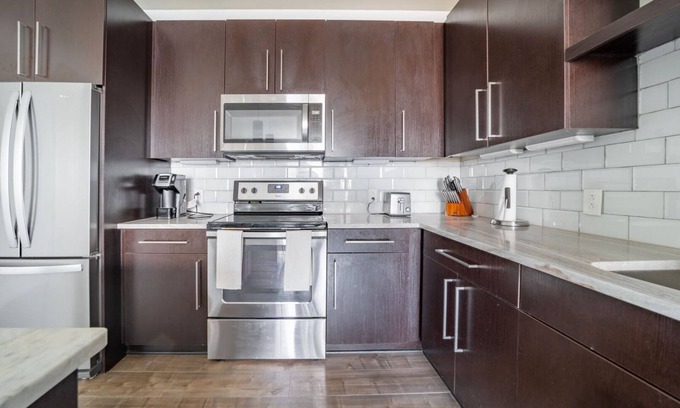 Beachwood Apartamento | Modern Apartment in Prime Location (ID3932X6)