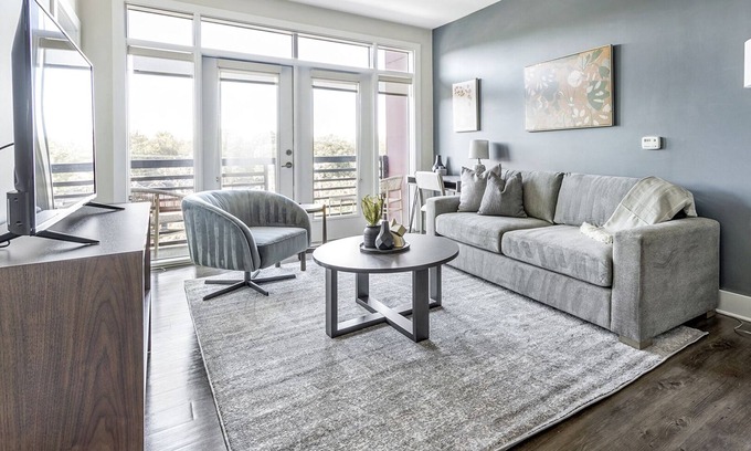 NoDa Apartamento | Modern Apartment in Prime Location (ID1233X033)