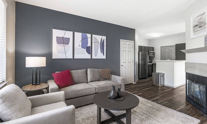 Lafayette Apartamento | Modern Apartment in Prime Location (ID8391X41)