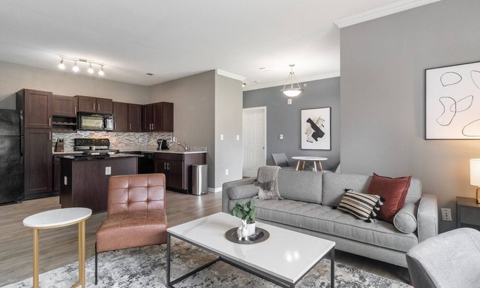 Mount Juliet Apartamento | Modern Apartment in Prime Location (ID4332)