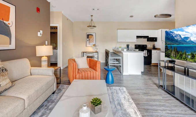 Mount Juliet Apartamento | Modern Apartment in Prime Location (ID5574X61)