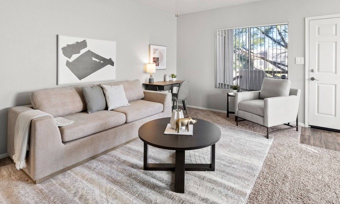The Islands Apartamento | Modern Apartment in Prime Location (ID8459X71)