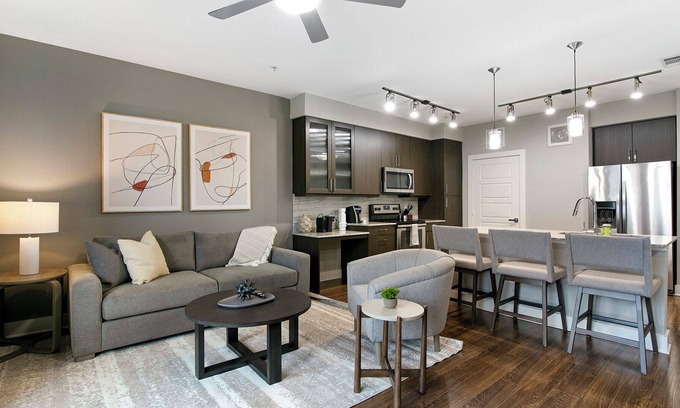 Mueller Apartamento | Modern Apartment in Prime Location (ID7986X96)