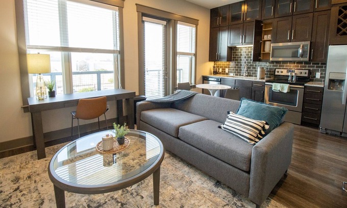 Vickery Meadow Apartamento | Modern Apartment in Prime Location (ID1949)