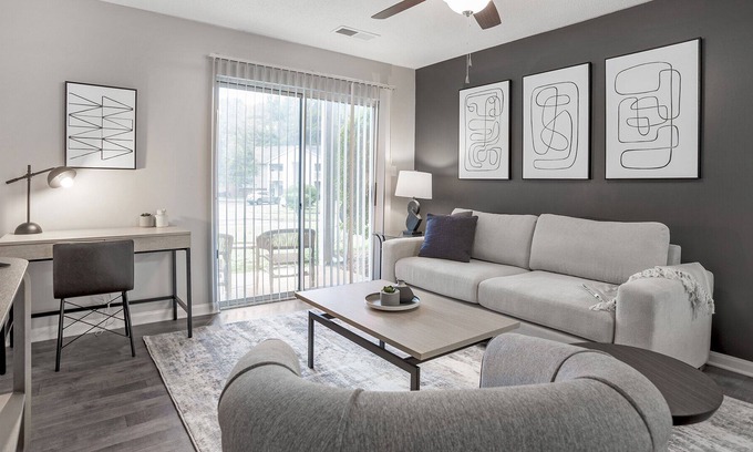 Dallas Apartamento | Modern Apartment in Prime Location (ID1201X619)