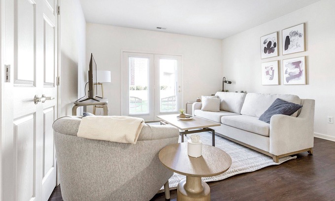 Fort Wayne Apartamento | Modern Apartment in Prime Location (ID5753X83)