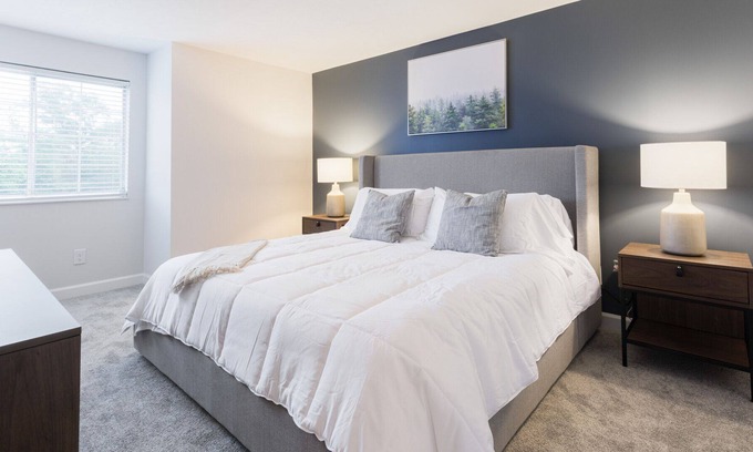 Fort Wright Apartamento | Modern Apartment in Prime Location (ID6484X14)