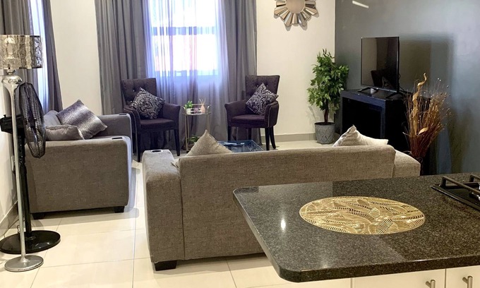 Port Elizabeth Apartamento | Modern Apartment right next to the beach. A home away from home...