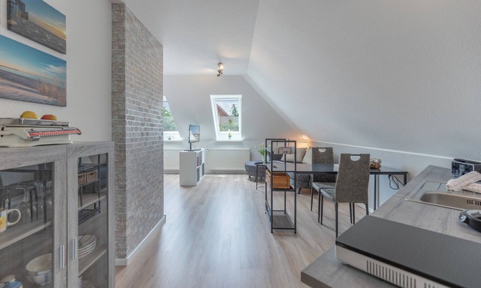 Hattstedt Apartamento | Modern apartment with communal terrace and garden in rural Hatt