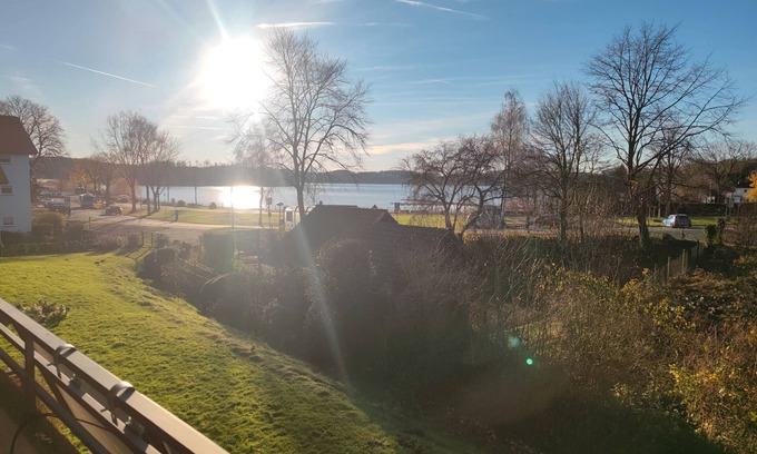 Delecke Apartamento | Apartamento 'Moderne Mit Seeblick' con vistas al lago, balcón y Wi-Fi