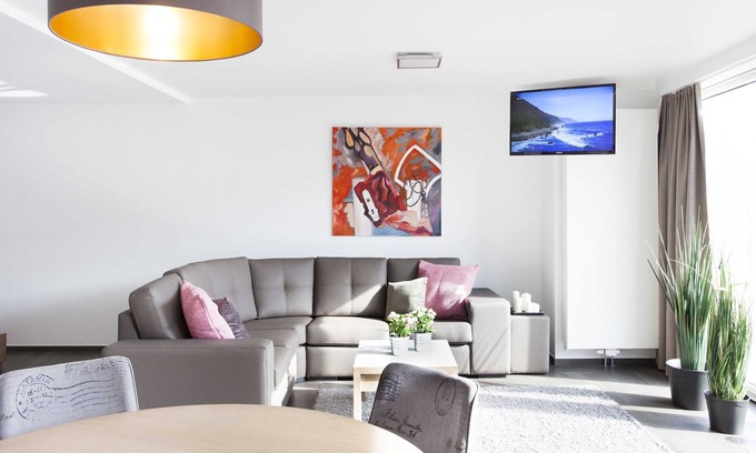 Montabaur Apartamento | Apartamento moderno con equipamiento sofisticado.