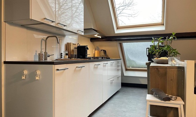 Winssen Apartamento | Modern apartment with swimming pool and outdoor kitchen in beautiful, quiet surroundings
