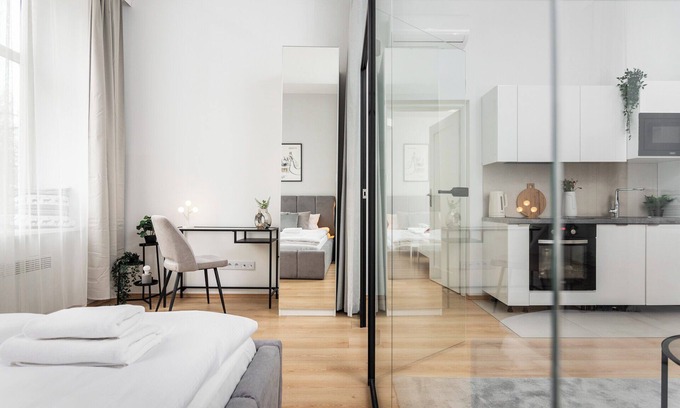 Old Town Apartamento | Modern Apartments by Upstairs