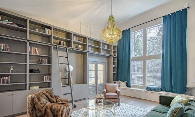 Westfield Apartamento | Renovated Town Lake Apartment *Walk to Zilker*