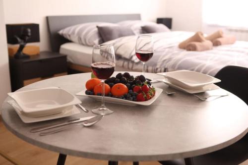 Sesvete Apartamento | Modern apt in Dubec, ideal for couple