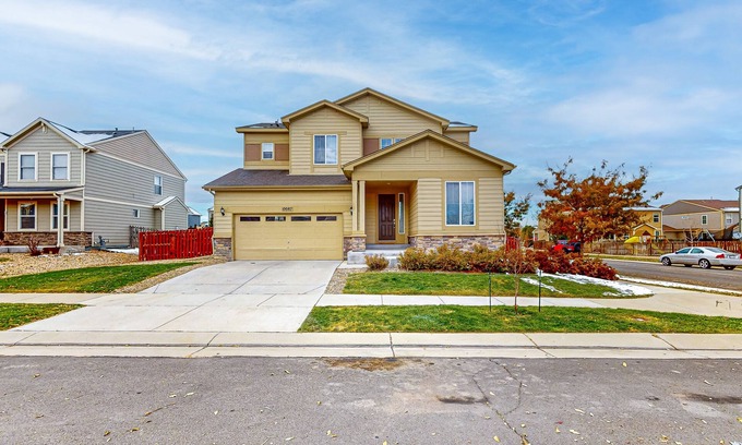 Commerce City Apartamento | Modern apt near parks/dining/groceries with AC & WiFi - 11 mi. from DIA/DEN