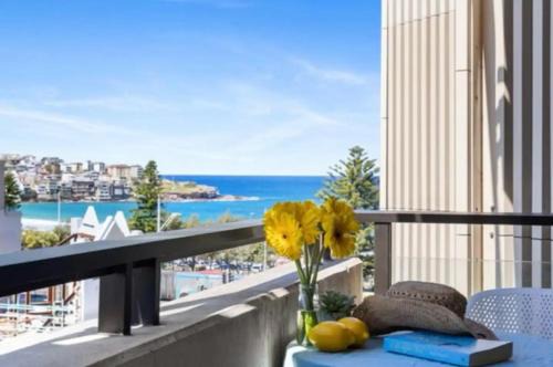 Bondi Beach Apartamento | Modern Beach Ocean View 1 BDR Parking Balcony AC