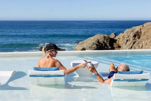 Cerritos Casa | Modern Beachfront Residence with Resort Amenities