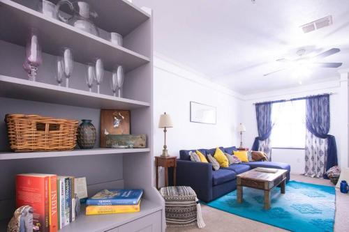 Gainesville Casa | Modern Boho Condo with a Royal Touch -KING BED