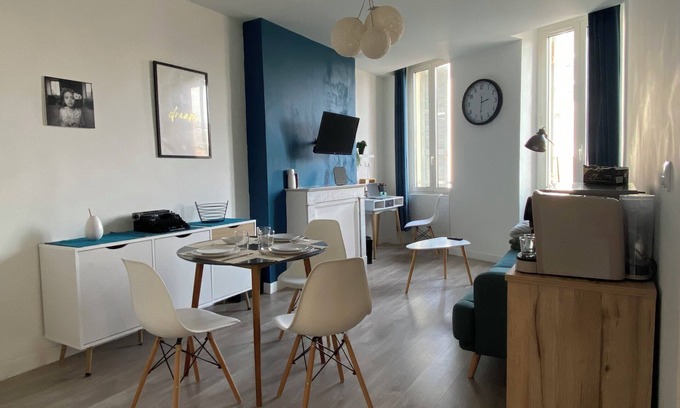 Saint-Lazare Apartamento | Modern & Bright T2 Two Steps from the Old Port!