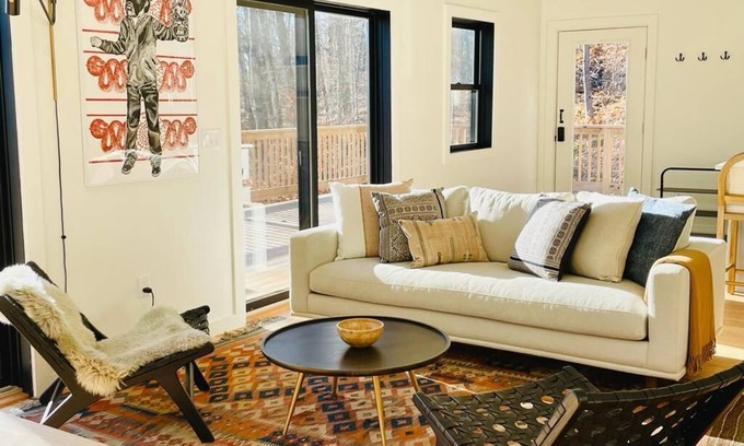 Livingston Manor Casa | Modern Cabin in the Woods