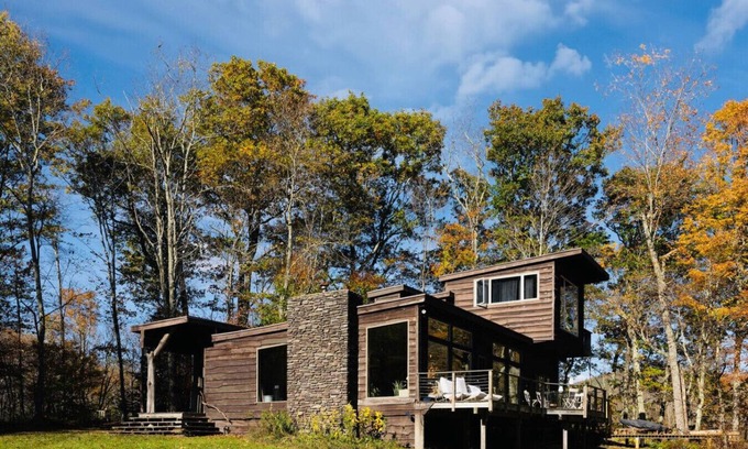Denver Casa | Modern Catskills Escape w/ Hot tub, Creek, & Views