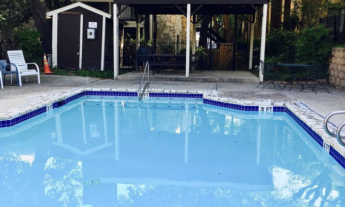 Wetmore Condominio | Condominio moderno ubicado en el centro con piscina para 6+